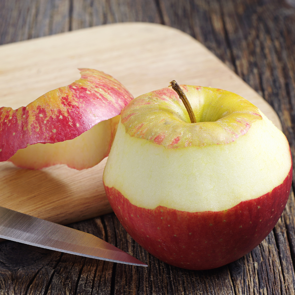 The Ultimate Guide to Eating Apples: Peel or No Peel?